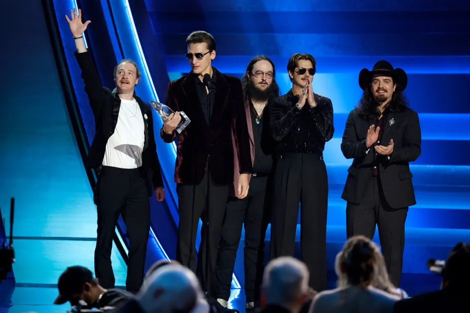 The Red Clay Strays give their acceptance speech. 