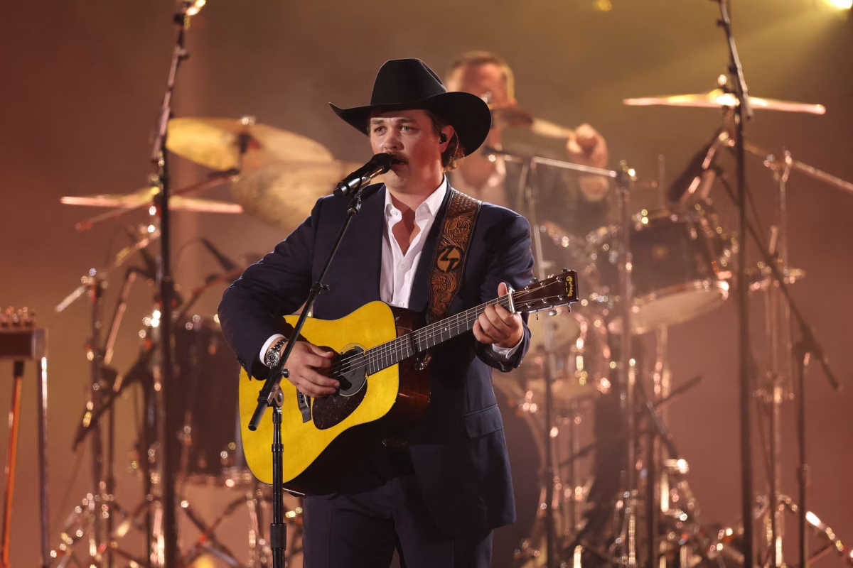 Zach Top performing his song "Guitars".